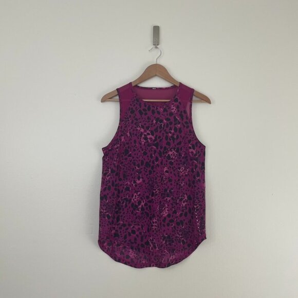 lululemon athletica Tops - Lululemon Sculpt Tank in Cheetah Camo Magenta Purple Multi Size 8